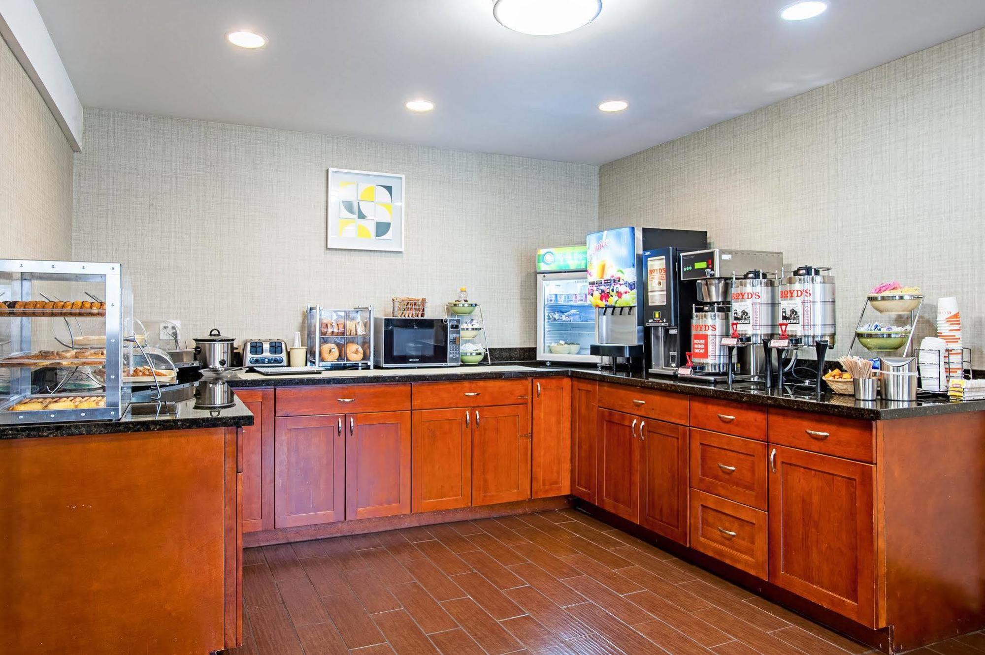 Quality Inn & Suites Kenedy - Karnes City Luaran gambar