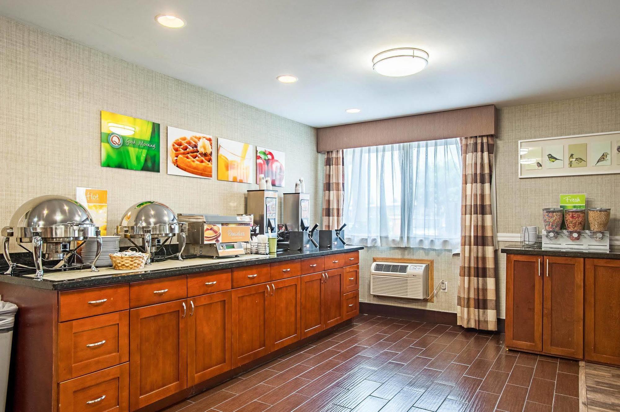 Quality Inn & Suites Kenedy - Karnes City Luaran gambar