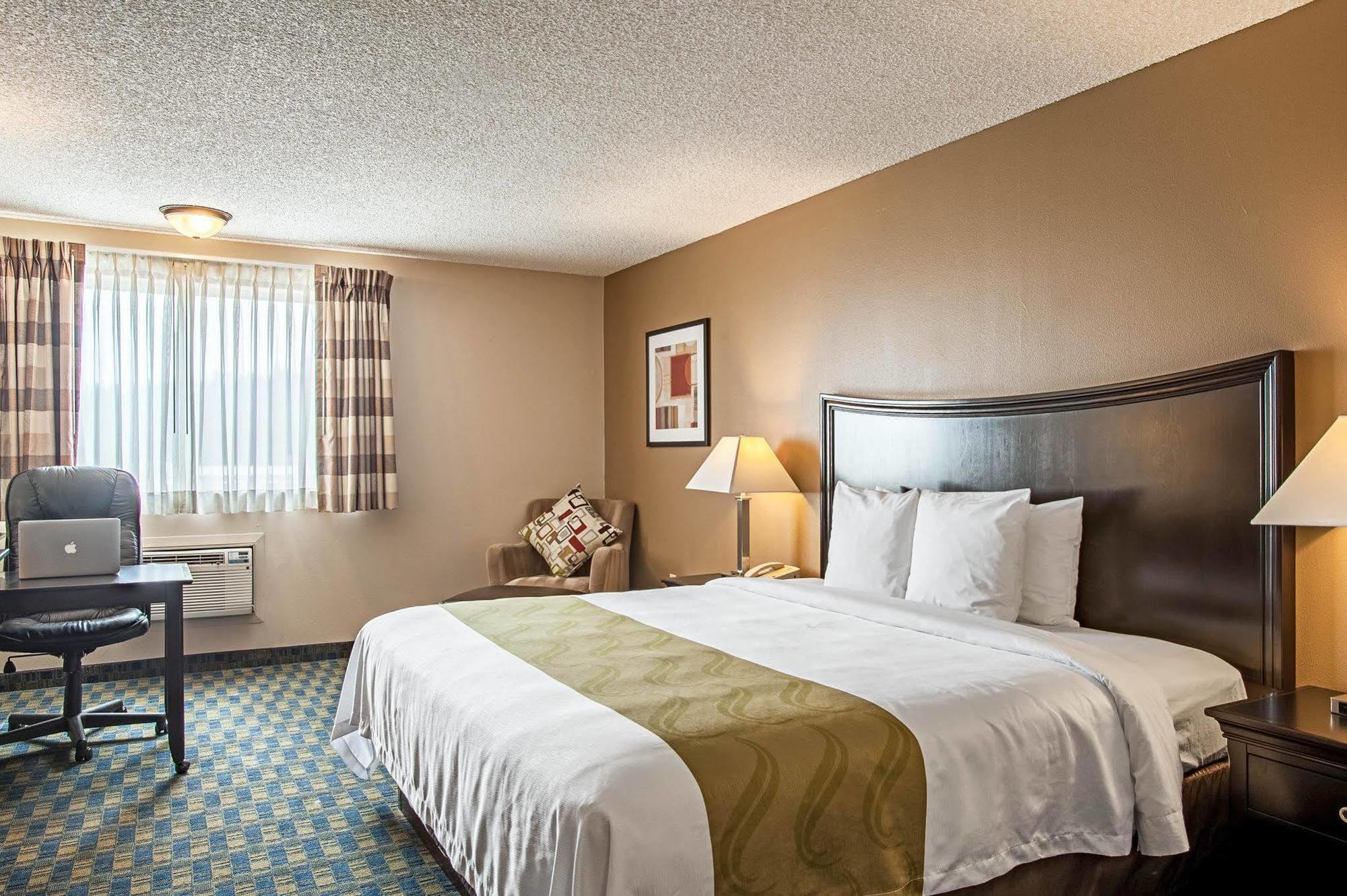 Quality Inn & Suites Kenedy - Karnes City Luaran gambar